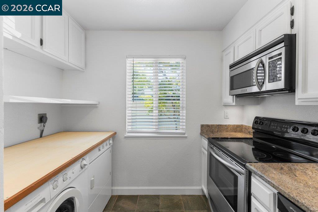 401 Old Orchard Ct