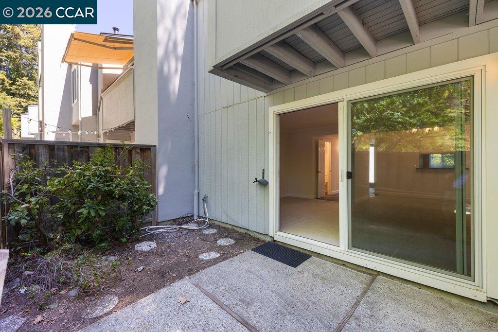 401 Old Orchard Ct