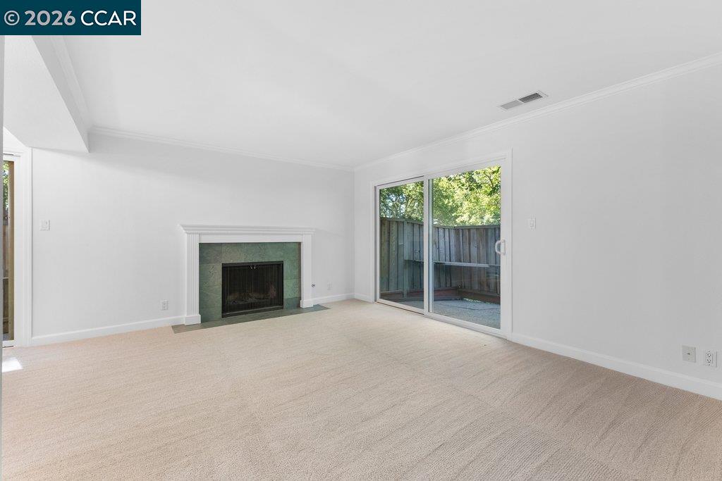 401 Old Orchard Ct