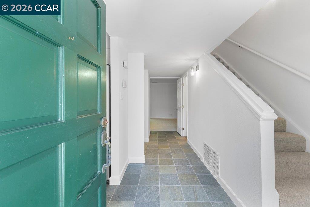 401 Old Orchard Ct