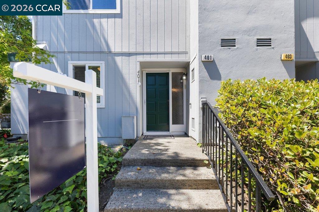 401 Old Orchard Ct