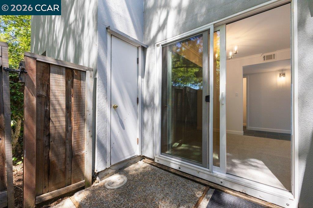 401 Old Orchard Ct