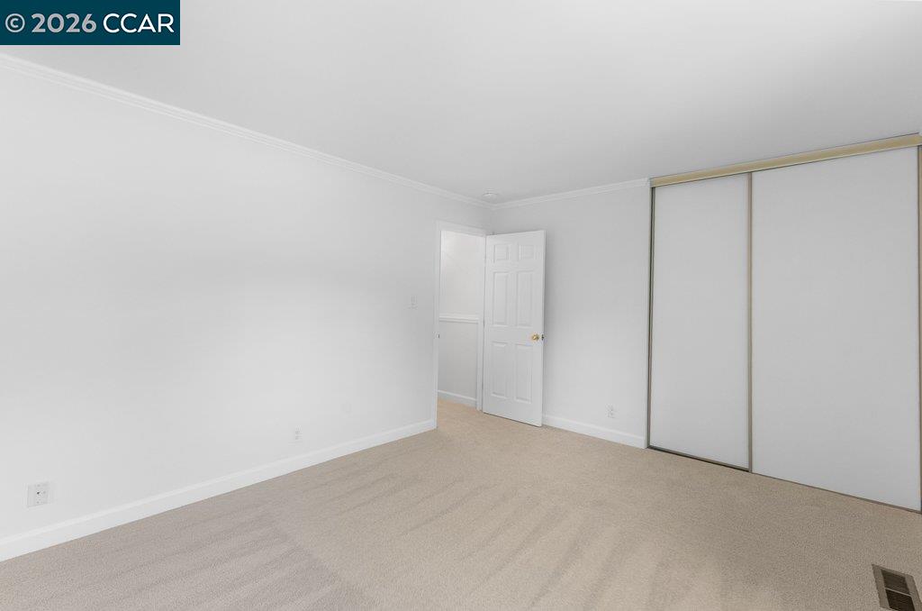 401 Old Orchard Ct