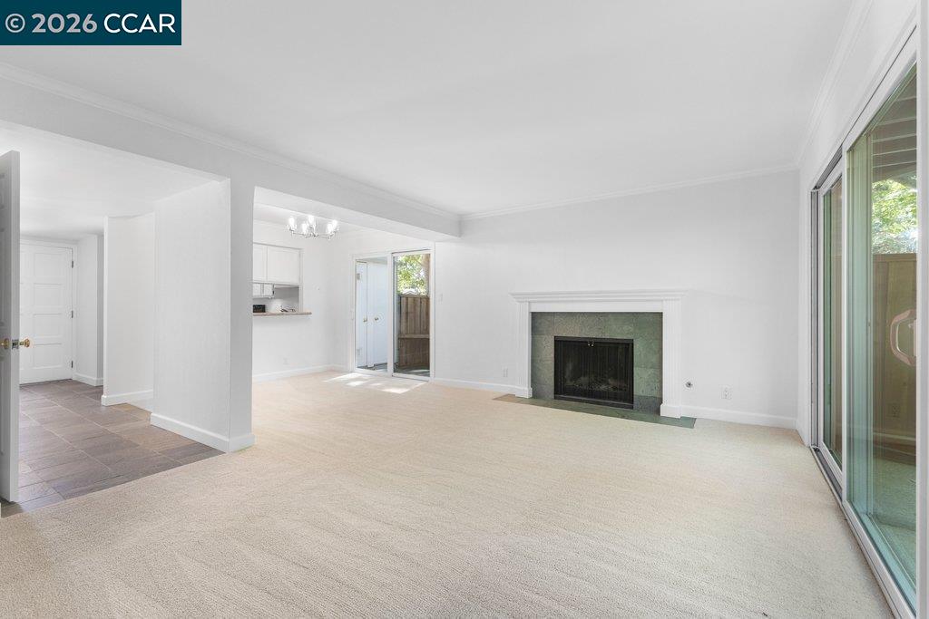 401 Old Orchard Ct