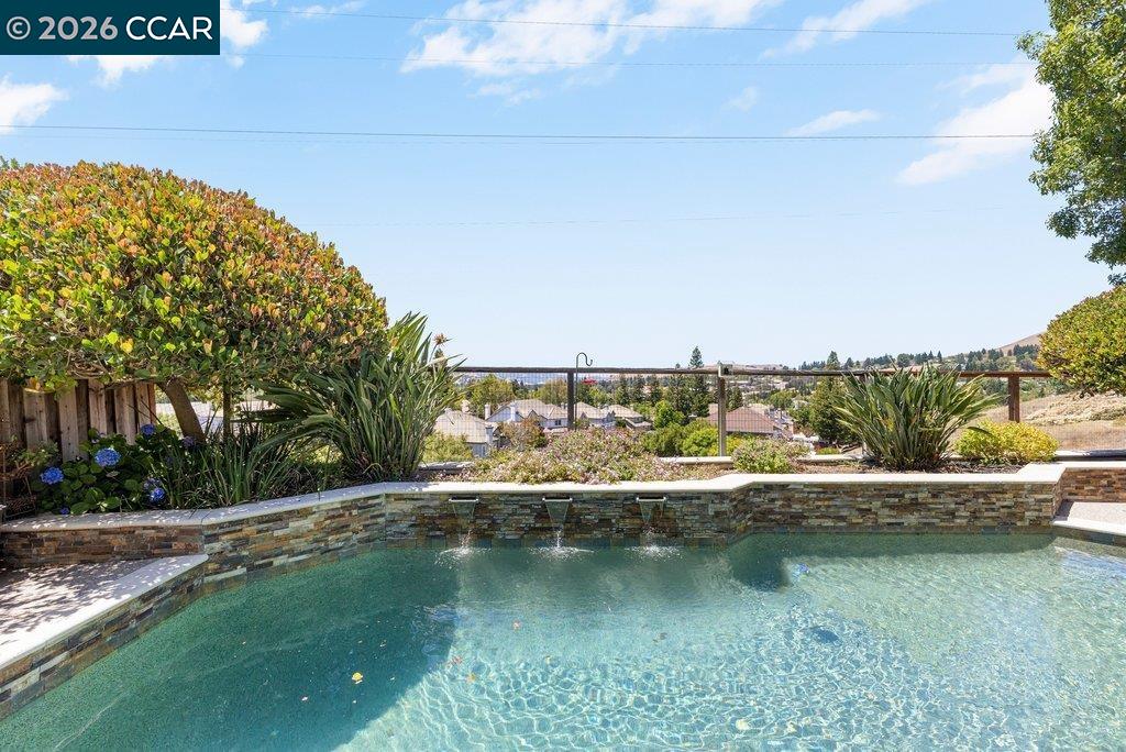 318 Sunset Dr