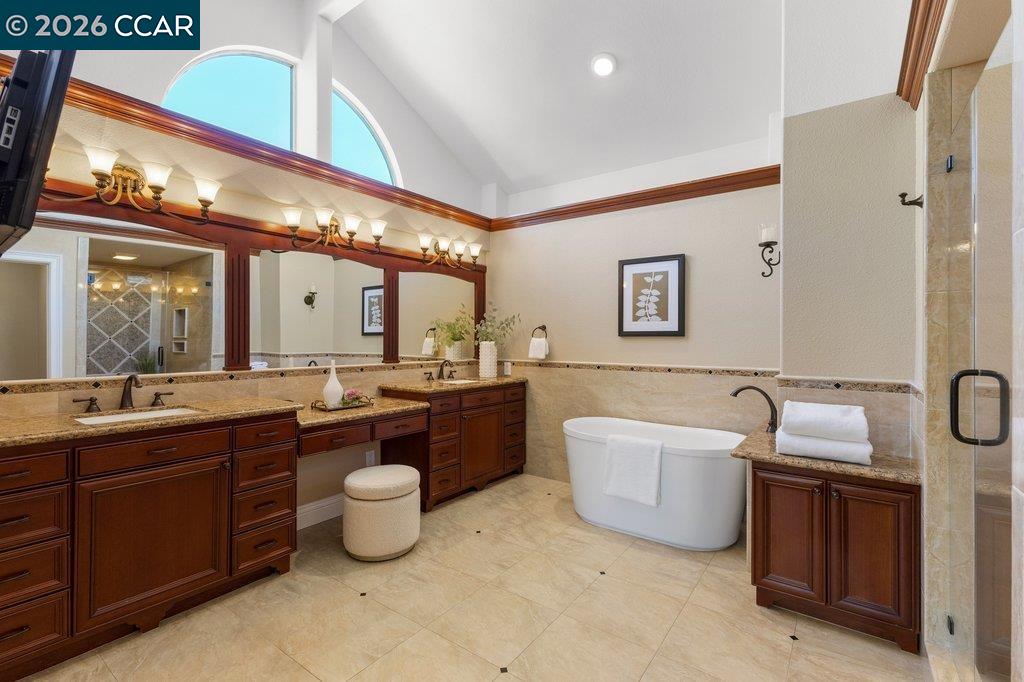 318 Sunset Dr