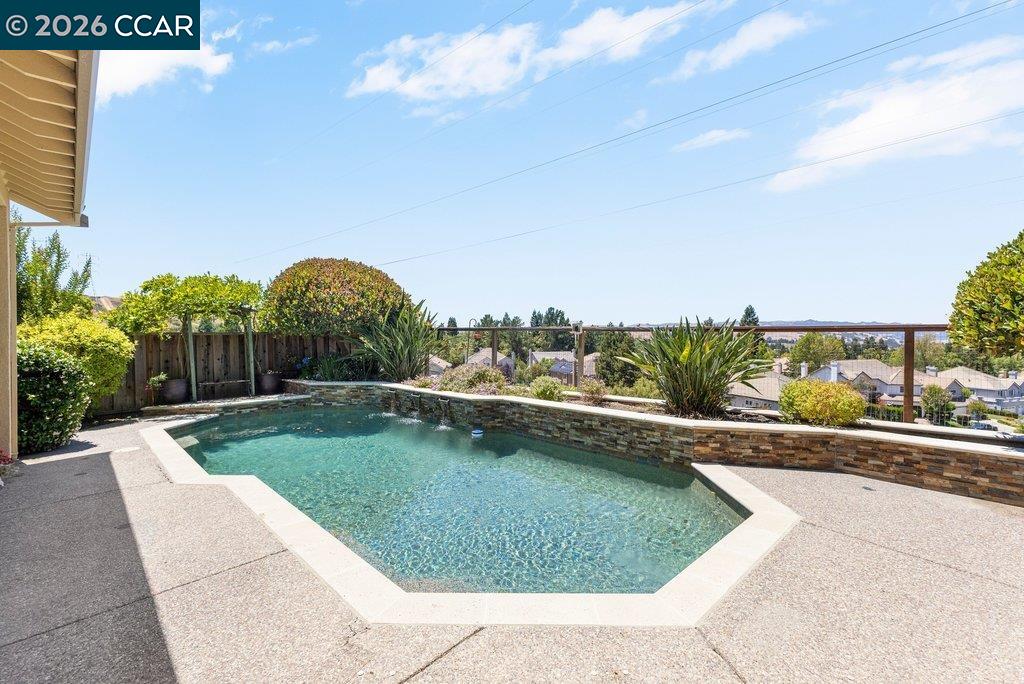 318 Sunset Dr