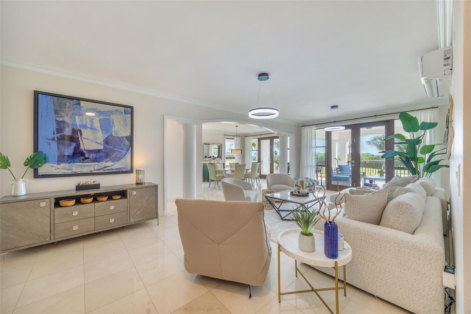 400 COCO BEACH BOULEVARD