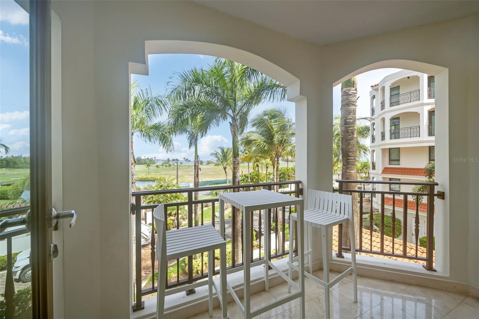 400 COCO BEACH BOULEVARD