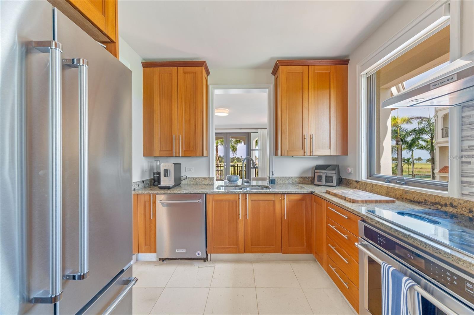 400 COCO BEACH BOULEVARD