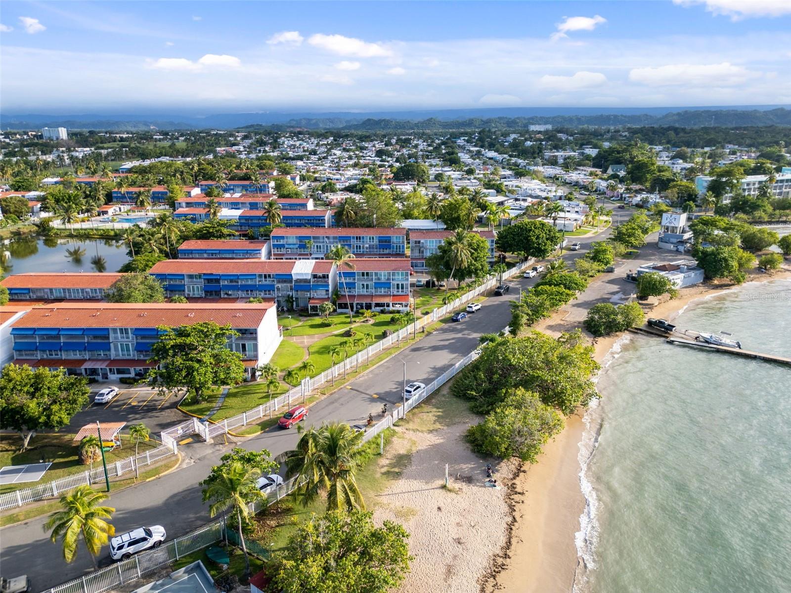 carretera 693 VILLAS DE PLAYA 2 #S-1