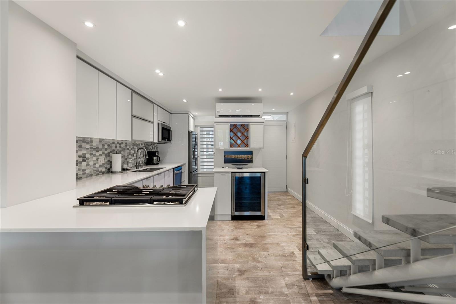 carretera 693 VILLAS DE PLAYA 2 #S-1