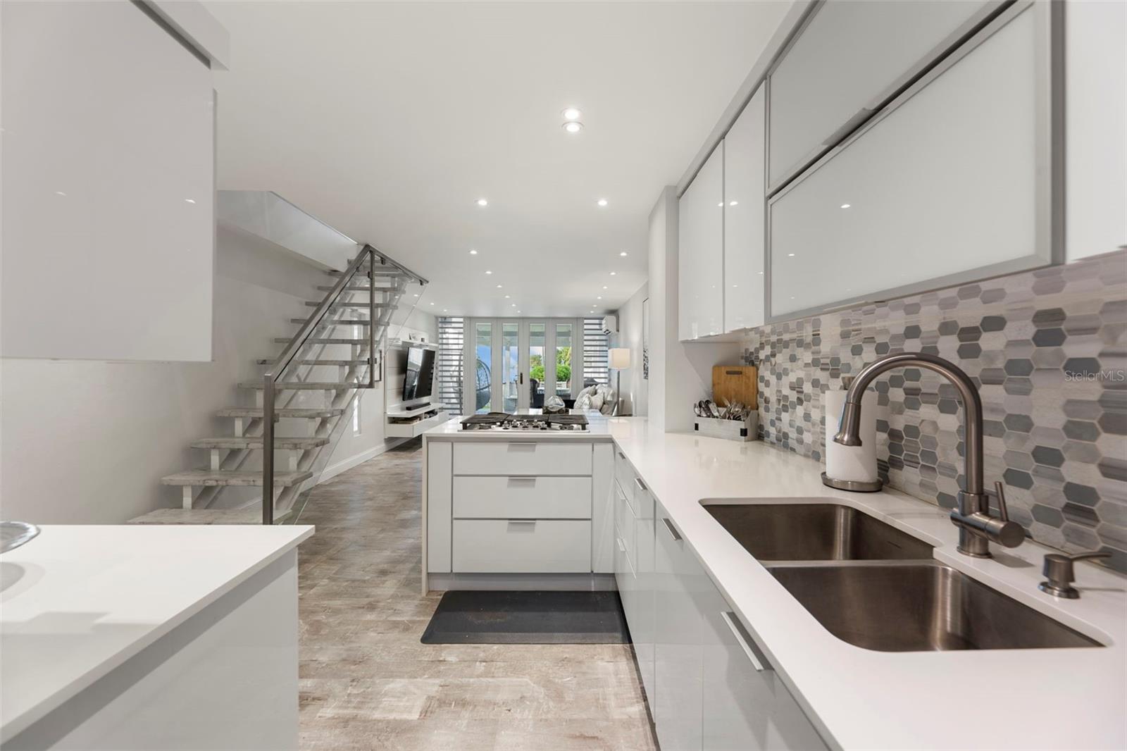 carretera 693 VILLAS DE PLAYA 2 #S-1