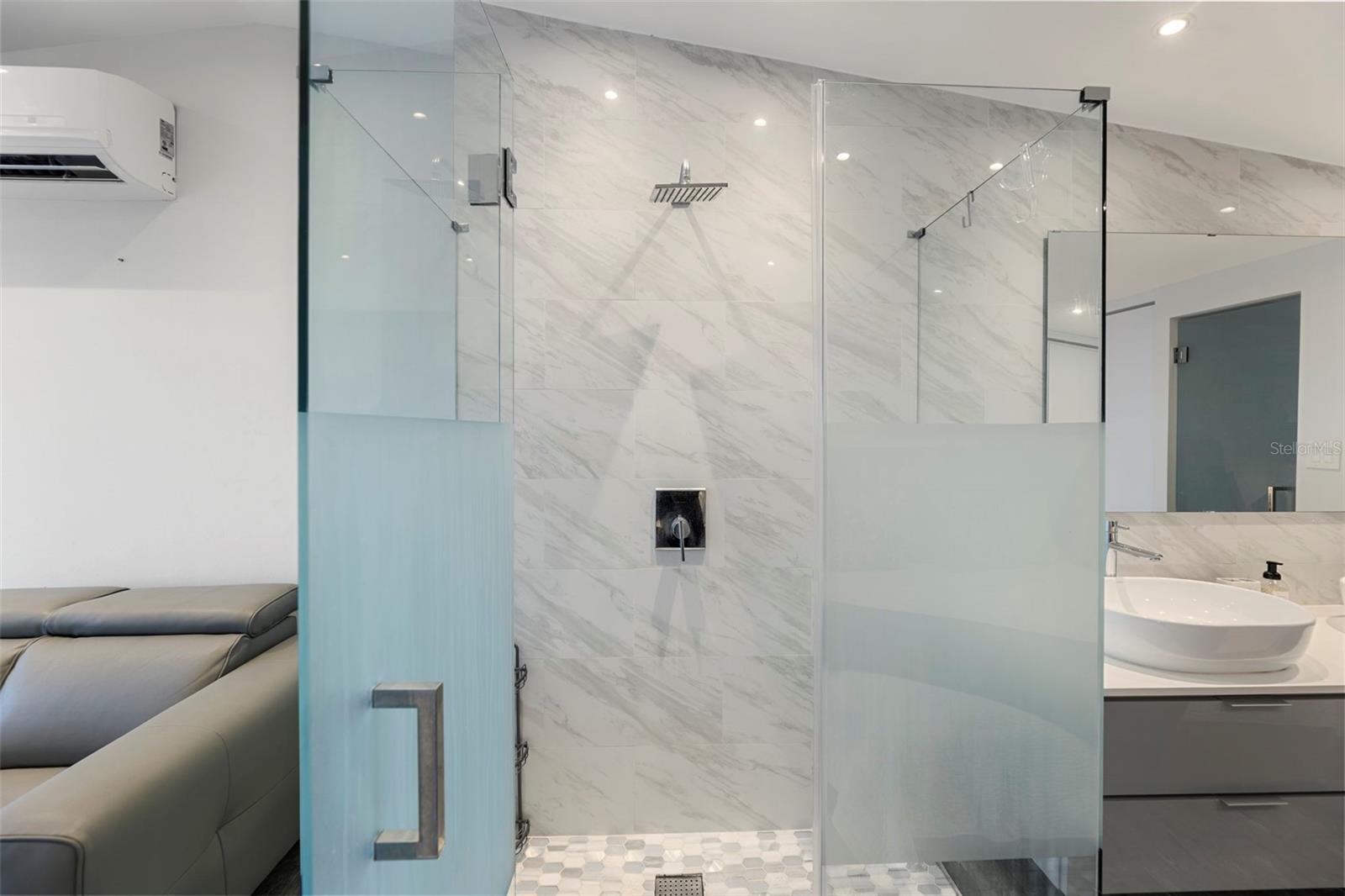 carretera 693 VILLAS DE PLAYA 2 #S-1