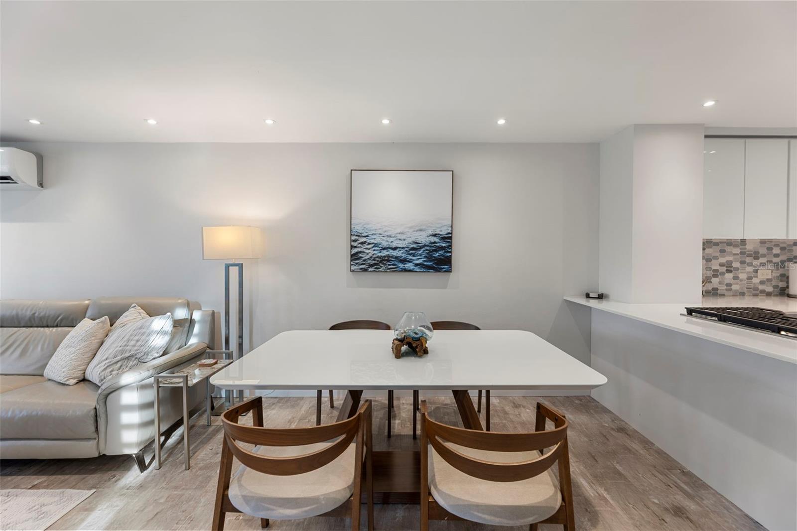 carretera 693 VILLAS DE PLAYA 2 #S-1