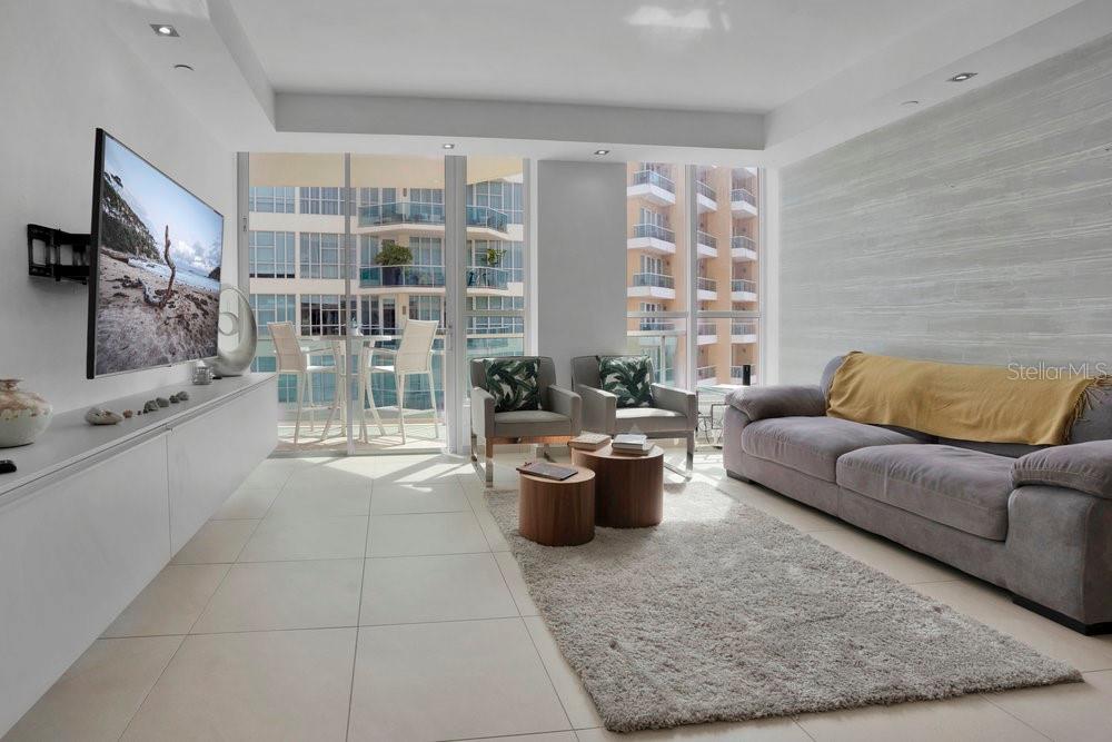25 AVENIDA LUIS MUÑOZ RIVERA #716
