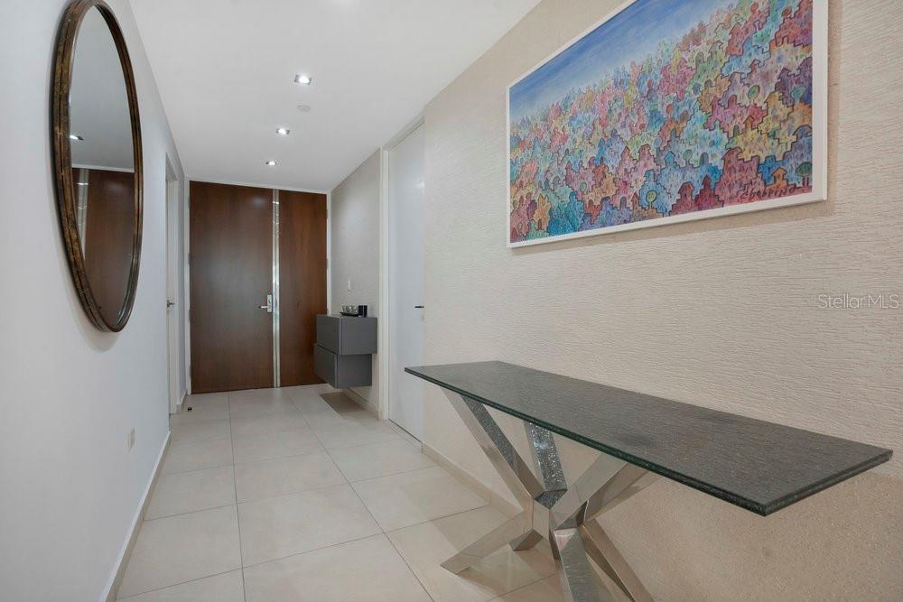 25 AVENIDA LUIS MUÑOZ RIVERA #716