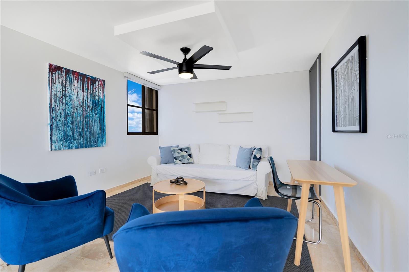 2368 CALLE LAUREL #7-E