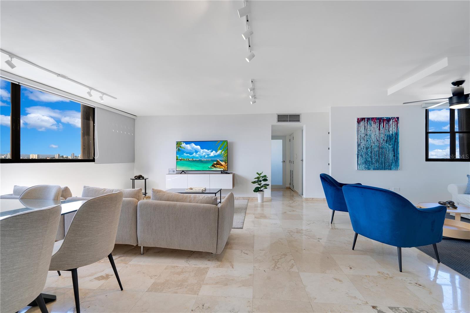 2368 CALLE LAUREL #7-E