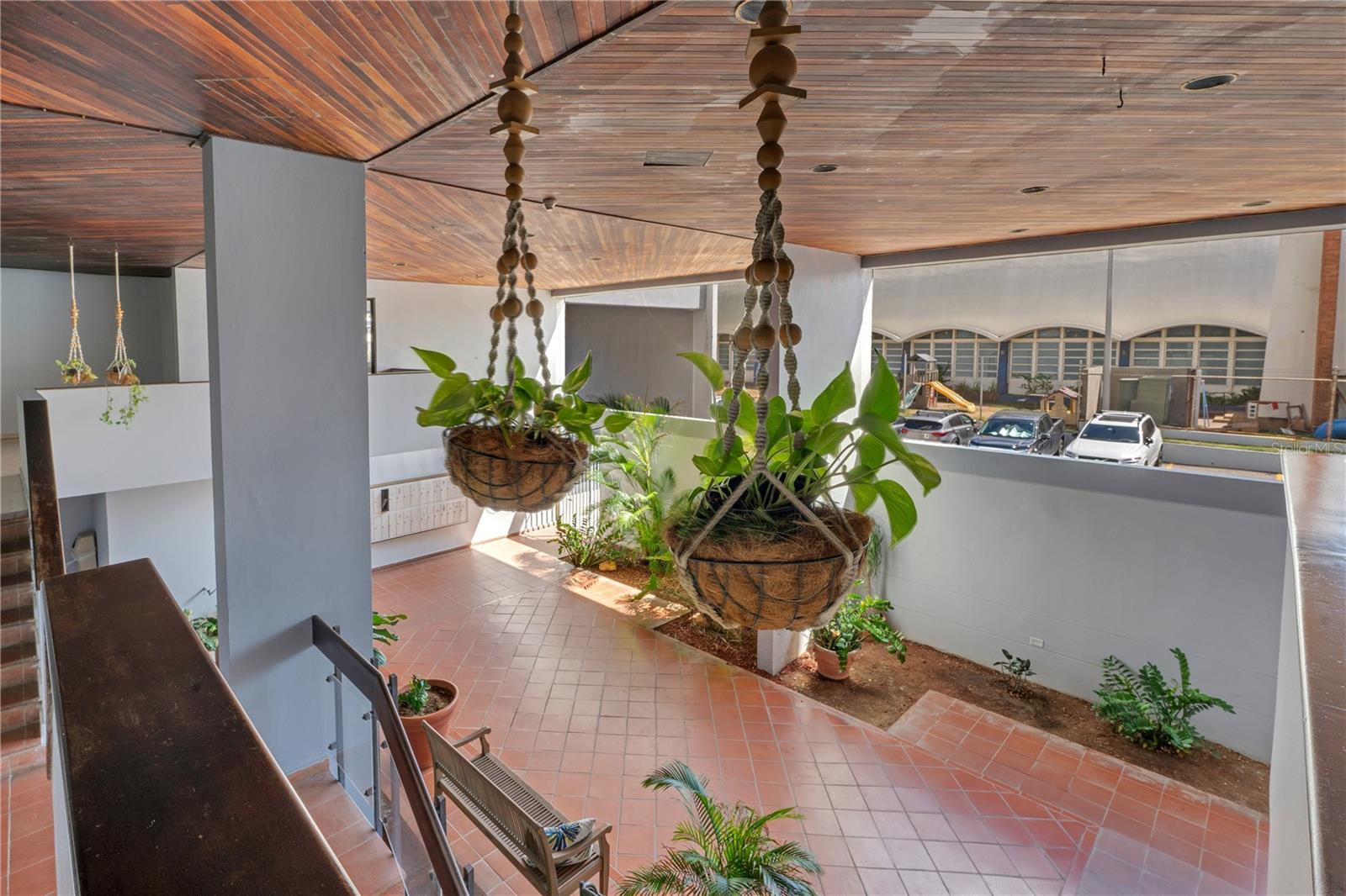 2368 CALLE LAUREL #7-E