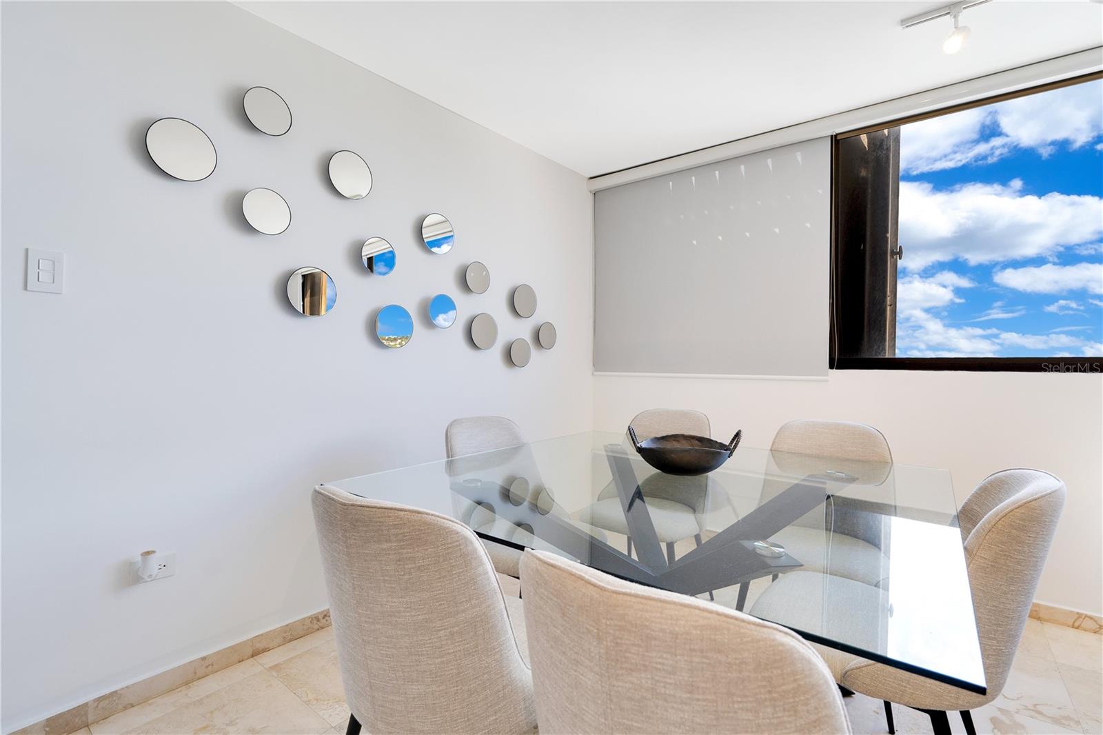 2368 CALLE LAUREL #7-E