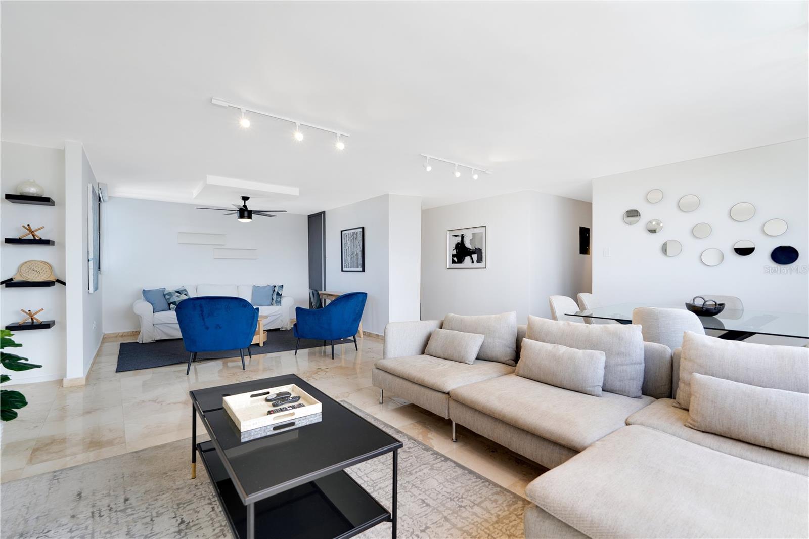 2368 CALLE LAUREL #7-E