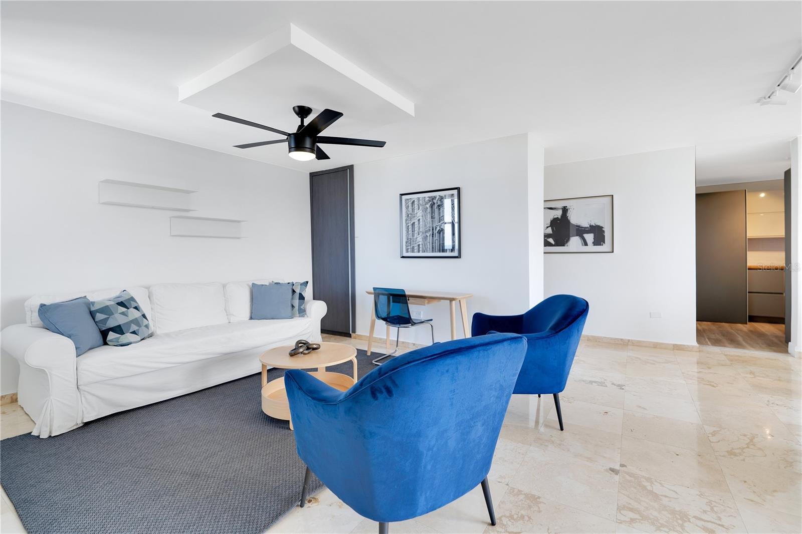 2368 CALLE LAUREL #7-E