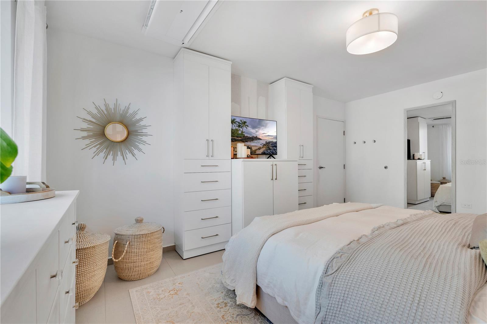 1511 AVENIDA PONCE DE LEÓN AVE #1044