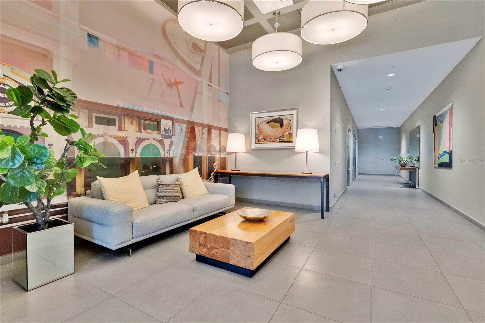 1511 AVENIDA PONCE DE LEÓN AVE #1044