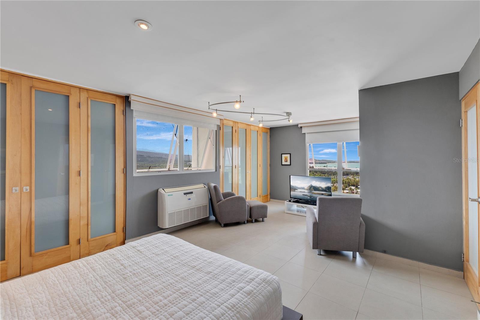 193 CARRETERA KM 1.1 #2110