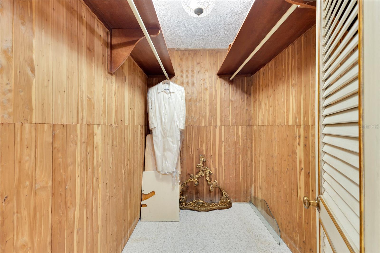 800 ASHFORD AVENUE #6-B