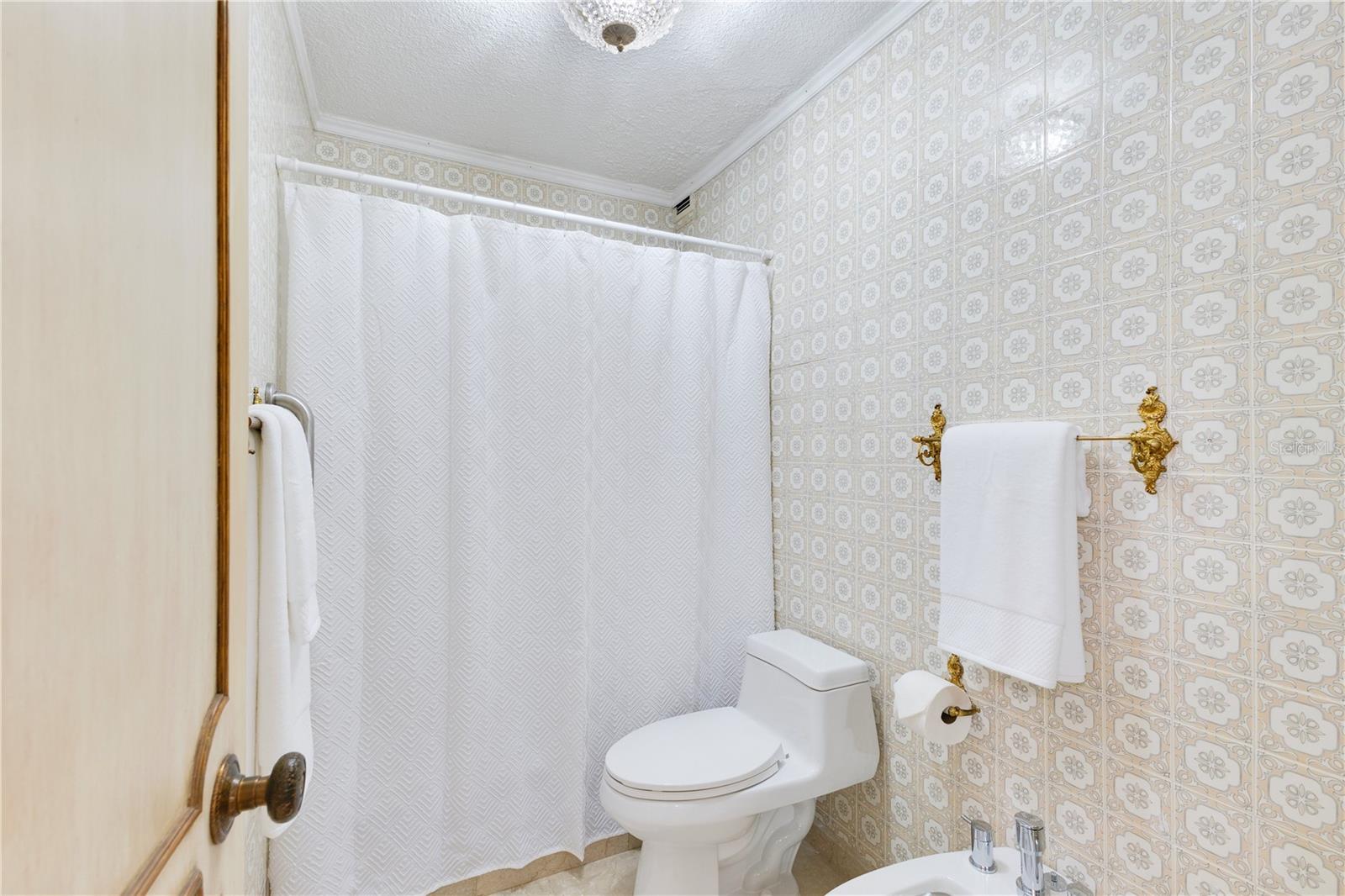 800 ASHFORD AVENUE #6-B