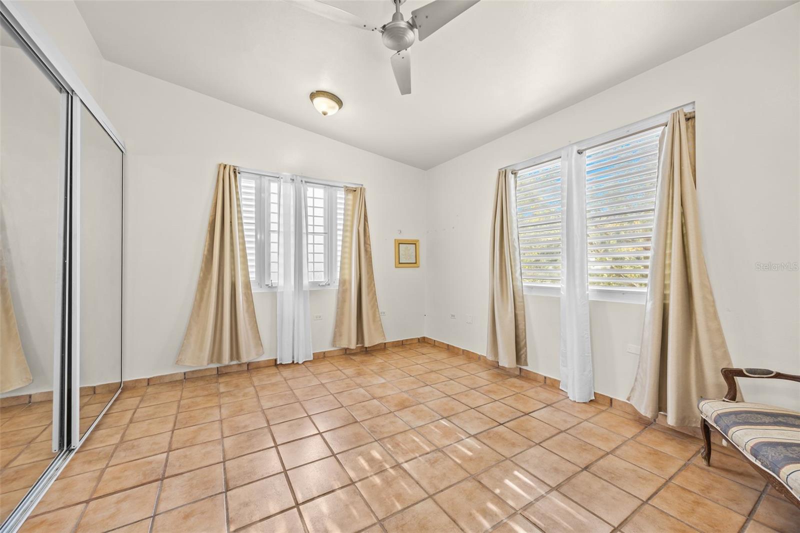 Carretera 742 Km. 2.3 SECTOR LAS VILLAS BO. CARITE #F2-F3