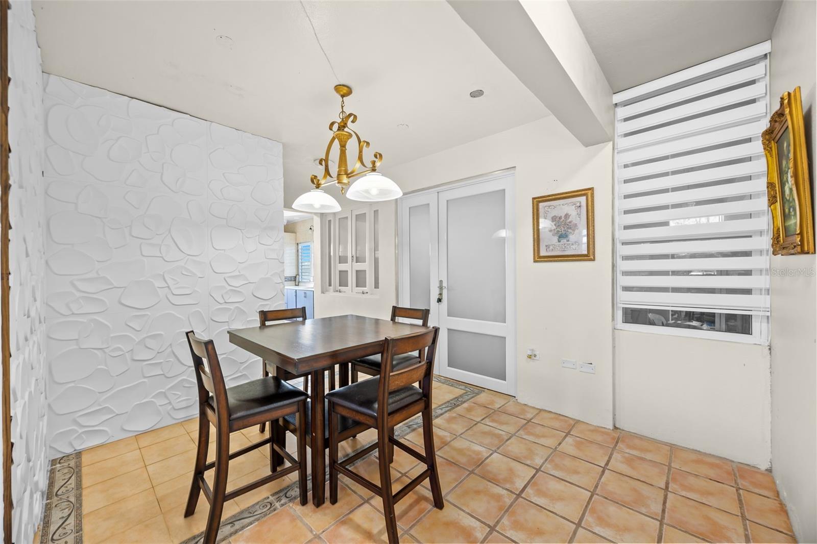 Carretera 742 Km. 2.3 SECTOR LAS VILLAS BO. CARITE #F2-F3