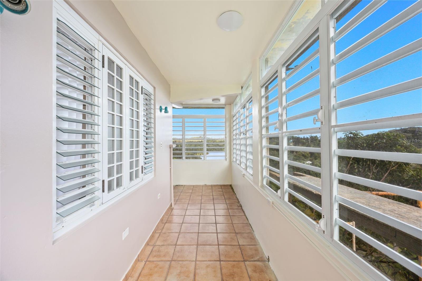 Carretera 742 Km. 2.3 SECTOR LAS VILLAS BO. CARITE #F2-F3