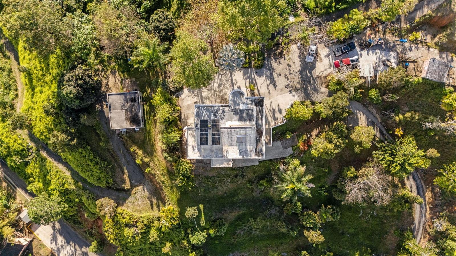 Carretera 742 Km. 2.3 SECTOR LAS VILLAS BO. CARITE #F2-F3