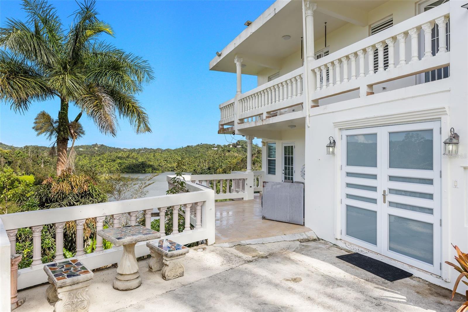 Carretera 742 Km. 2.3 SECTOR LAS VILLAS BO. CARITE #F2-F3