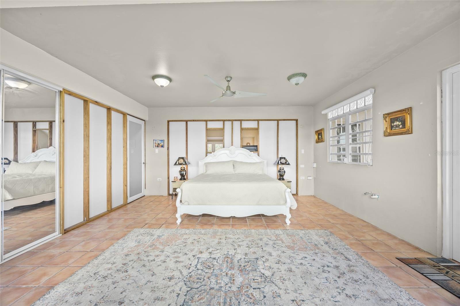 Carretera 742 Km. 2.3 SECTOR LAS VILLAS BO. CARITE #F2-F3