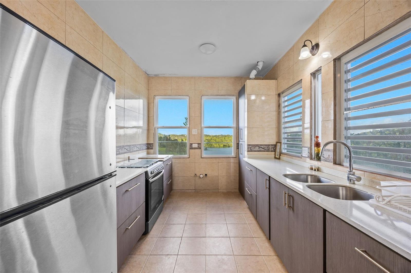 Carretera 742 Km. 2.3 SECTOR LAS VILLAS BO. CARITE #F2-F3