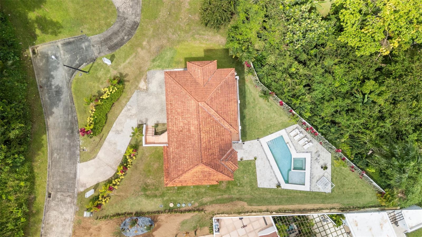 Carretera PR-175 KM. 4.0 ESMERALDA LAKE PLANTATION