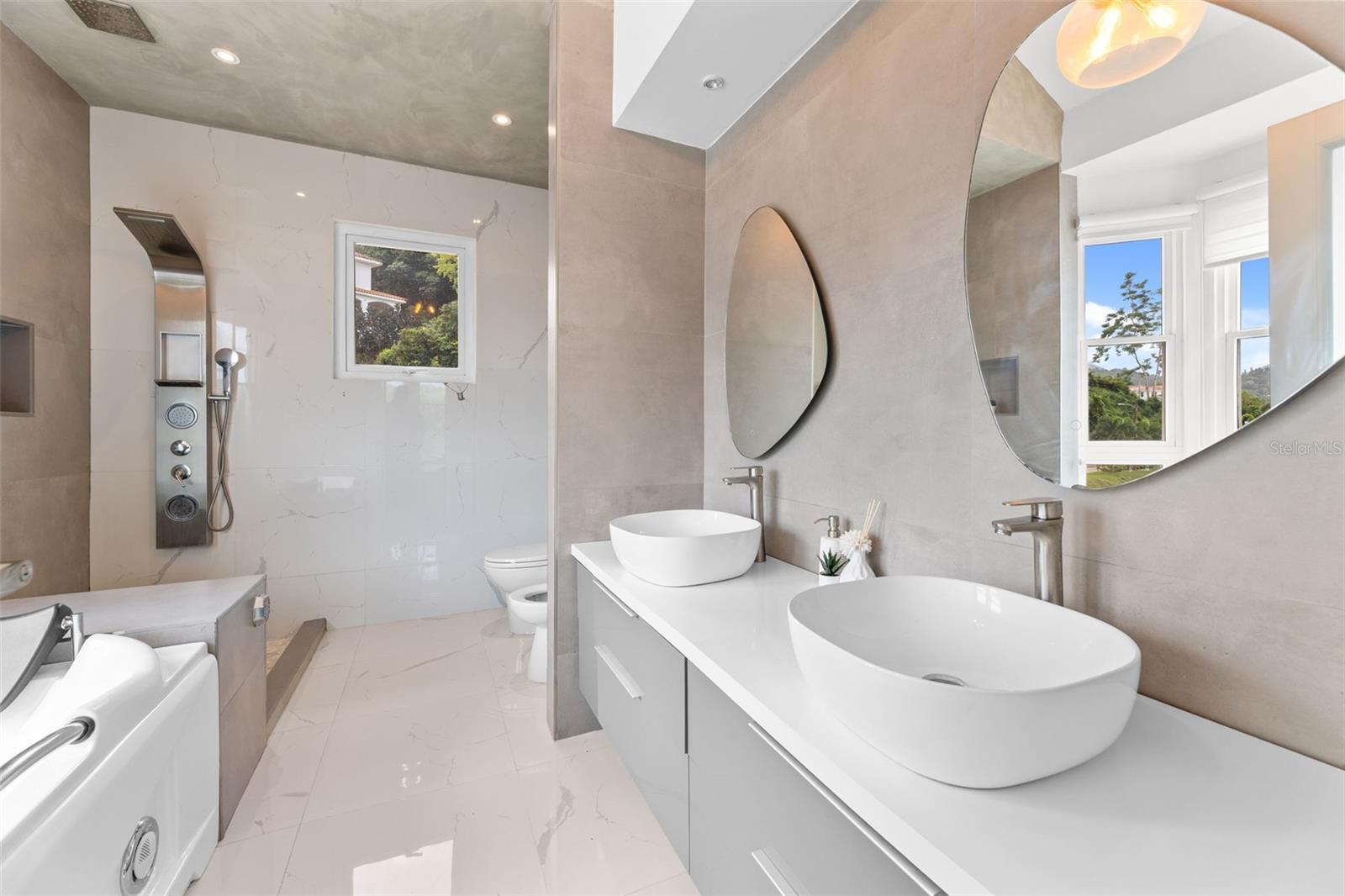 Carretera PR-175 KM. 4.0 ESMERALDA LAKE PLANTATION