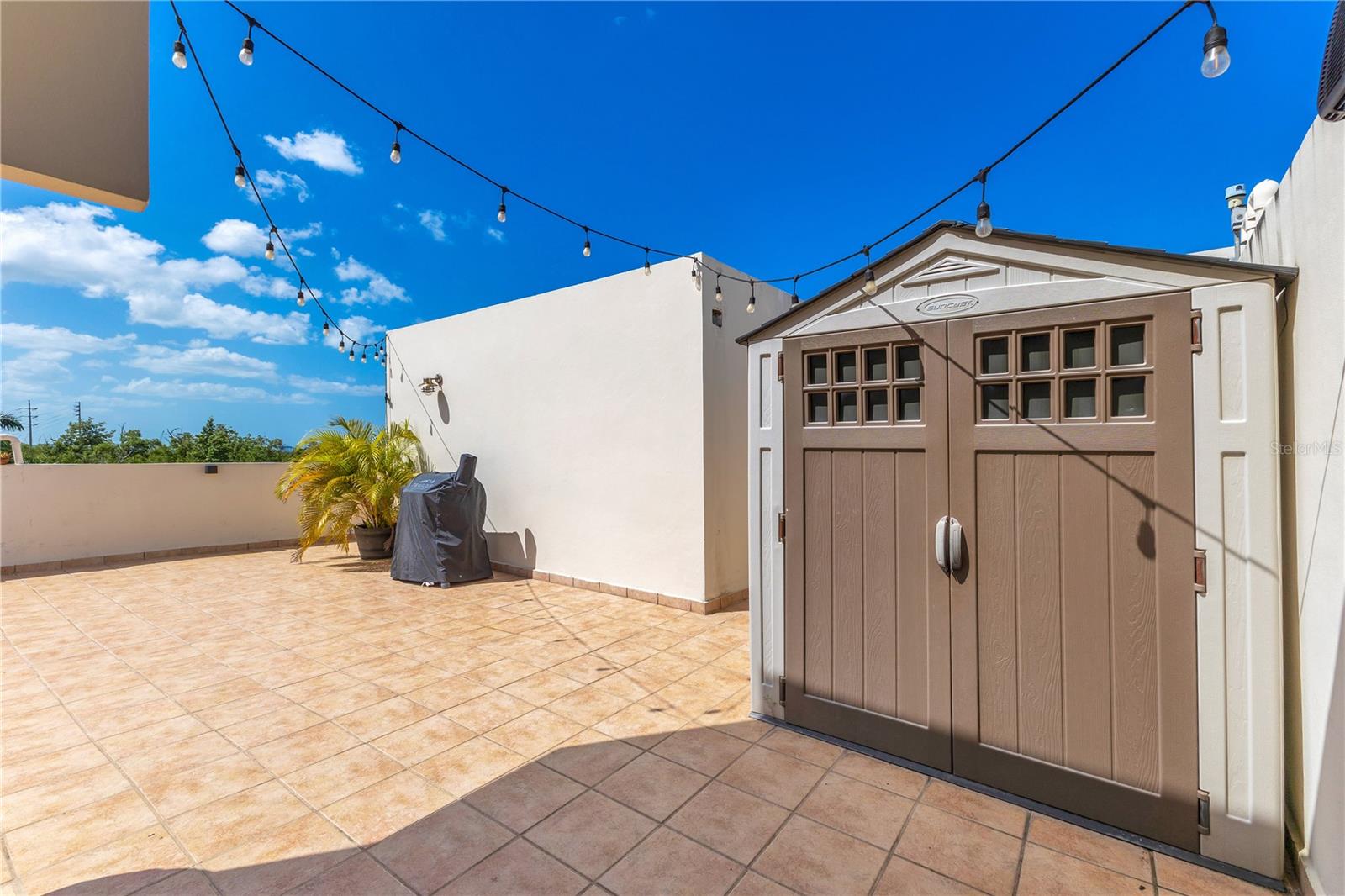 151 TENIENTE CÉSAR LUIS GONZÁLEZ AVE #703