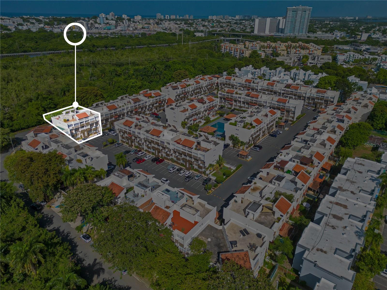 151 TENIENTE CÉSAR LUIS GONZÁLEZ AVE #703