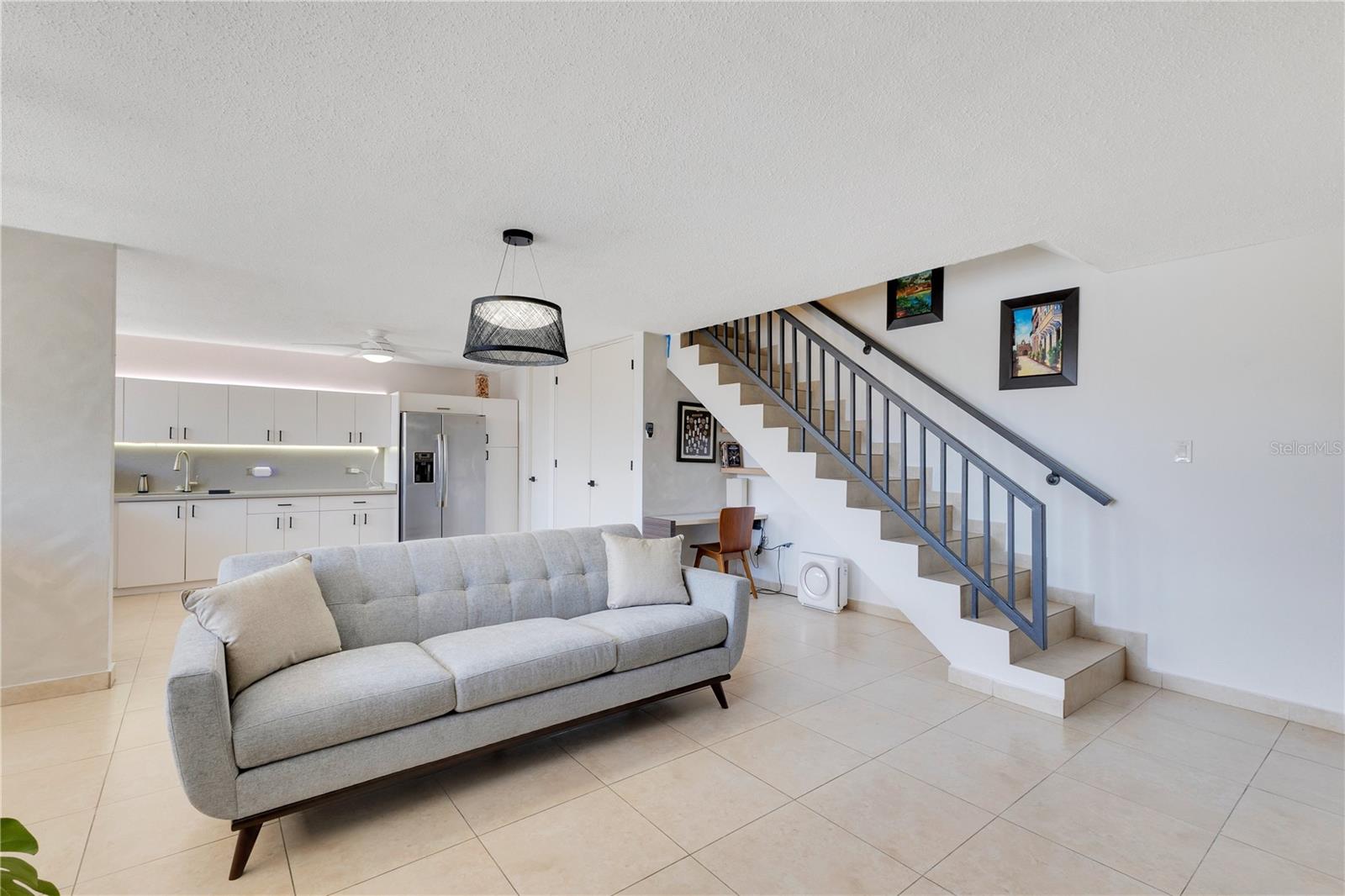 151 TENIENTE CÉSAR LUIS GONZÁLEZ AVE #703