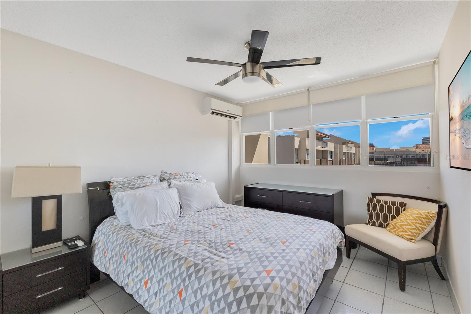 151 TENIENTE CÉSAR LUIS GONZÁLEZ AVE #703