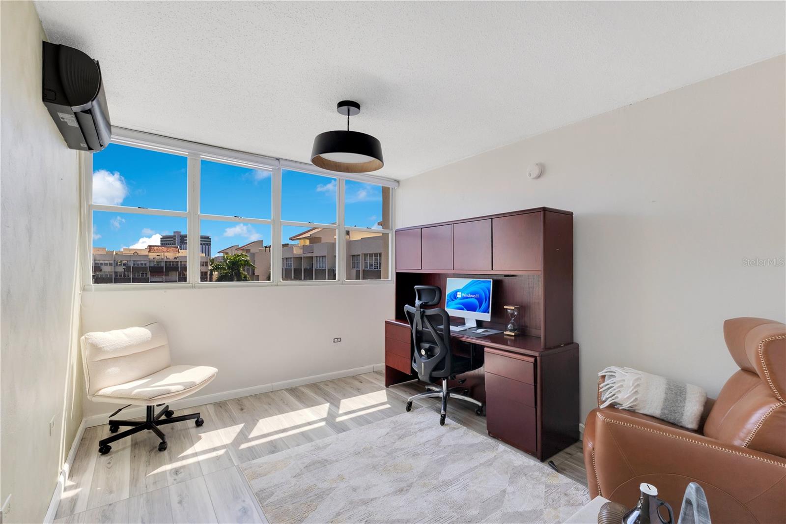 151 TENIENTE CÉSAR LUIS GONZÁLEZ AVE #703