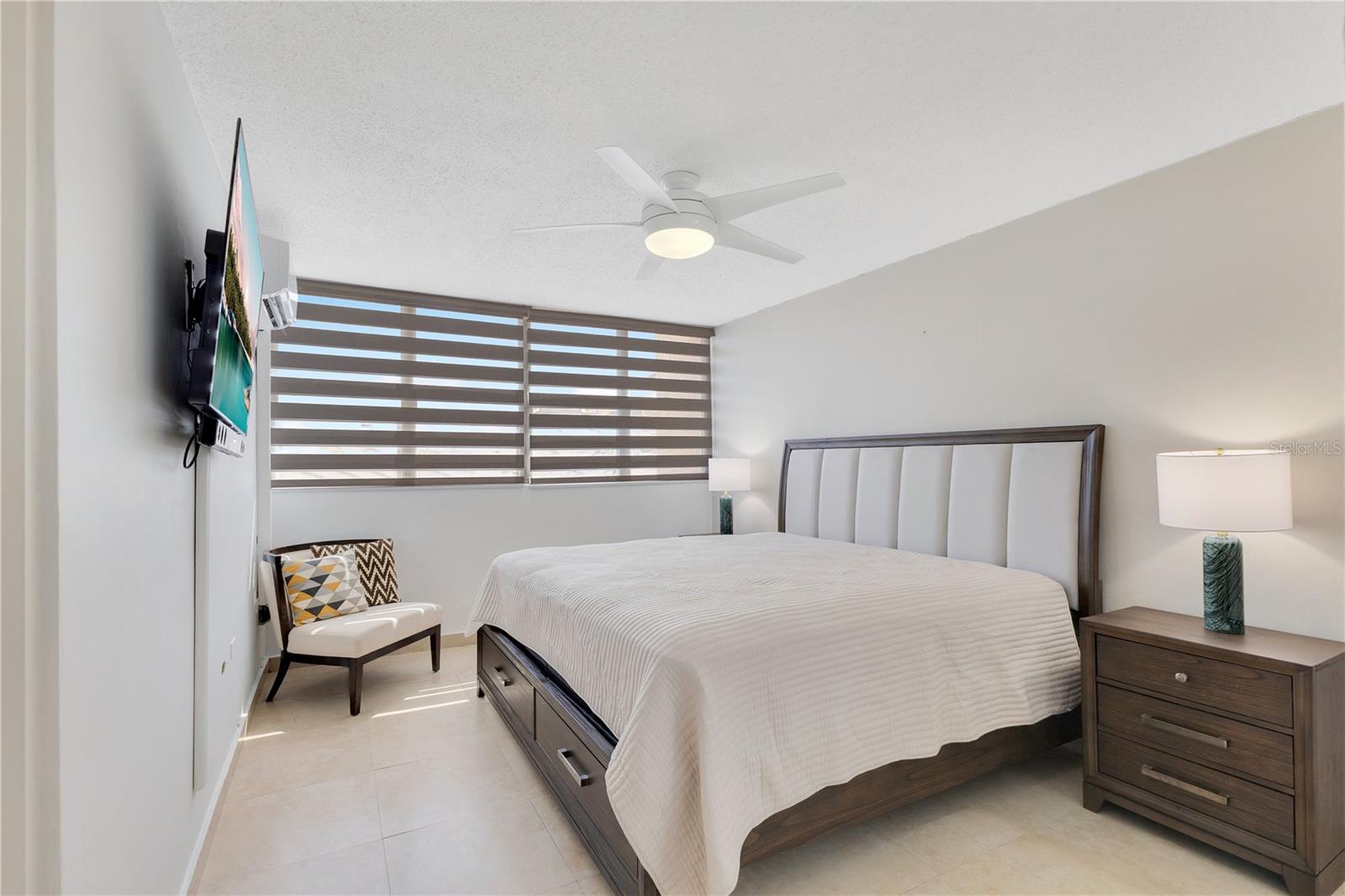 151 TENIENTE CÉSAR LUIS GONZÁLEZ AVE #703