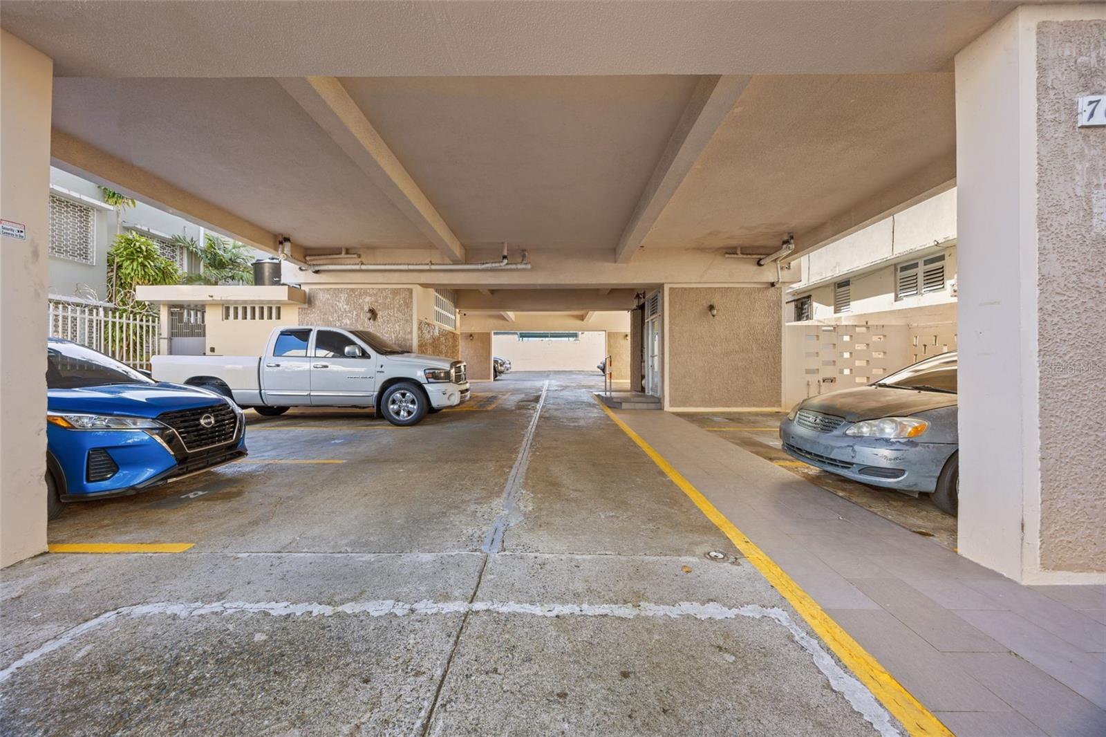 708 Calle Central CONDOMINIO ROYAL HOUSE #405