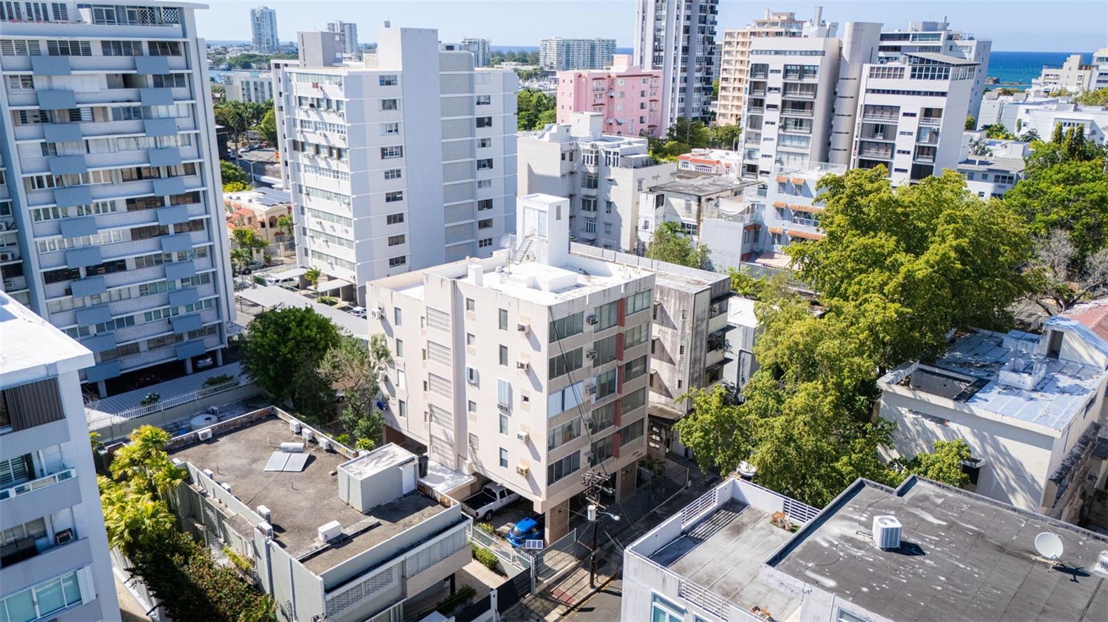 708 Calle Central CONDOMINIO ROYAL HOUSE #405