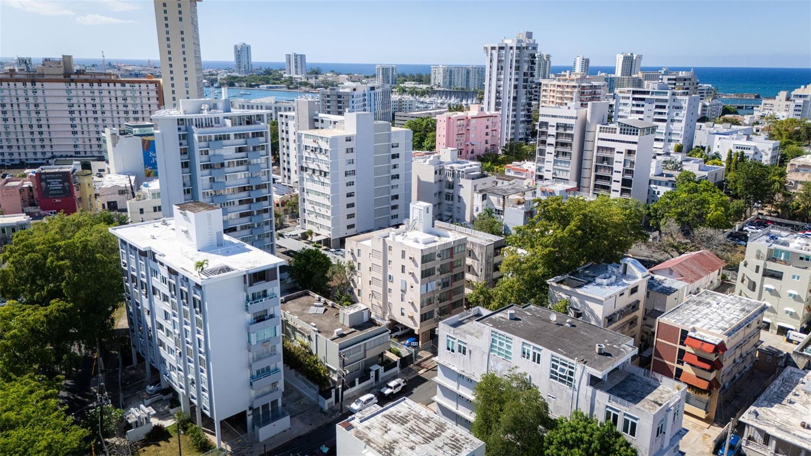708 Calle Central CONDOMINIO ROYAL HOUSE #405